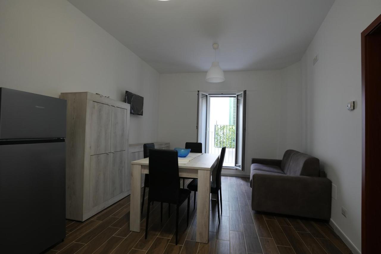 La Stradina Apartment โมลา ดิ บารี ภายนอก รูปภาพ