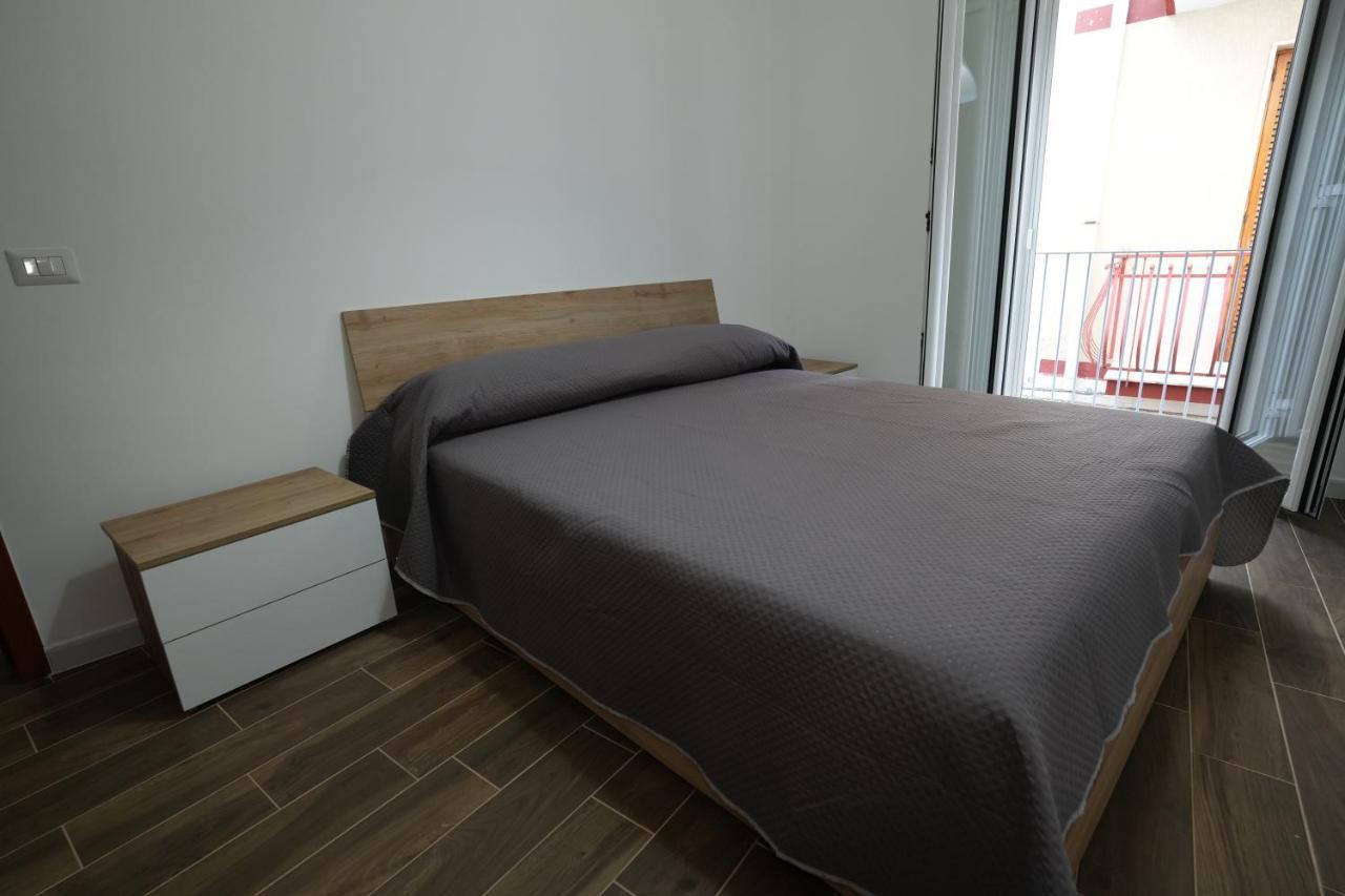 La Stradina Apartment โมลา ดิ บารี ภายนอก รูปภาพ
