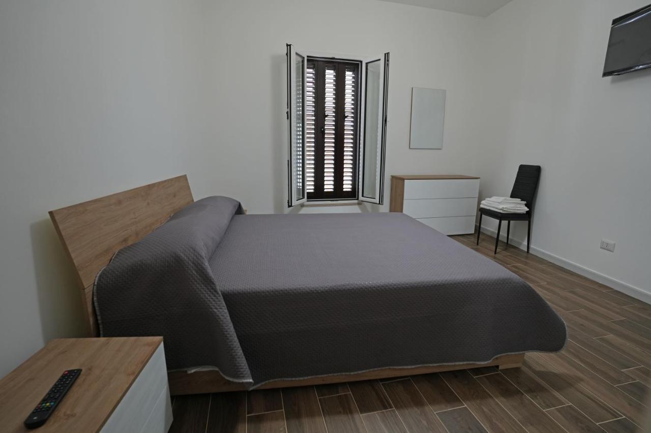La Stradina Apartment โมลา ดิ บารี ภายนอก รูปภาพ