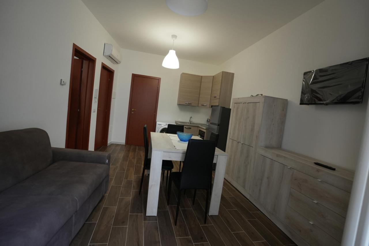 La Stradina Apartment โมลา ดิ บารี ภายนอก รูปภาพ
