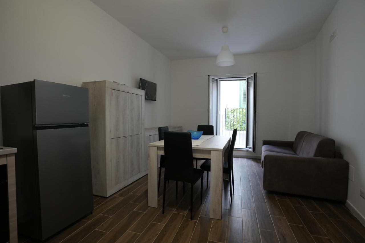 La Stradina Apartment โมลา ดิ บารี ภายนอก รูปภาพ
